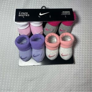 Nike Newborn Bootie Pack NWT
